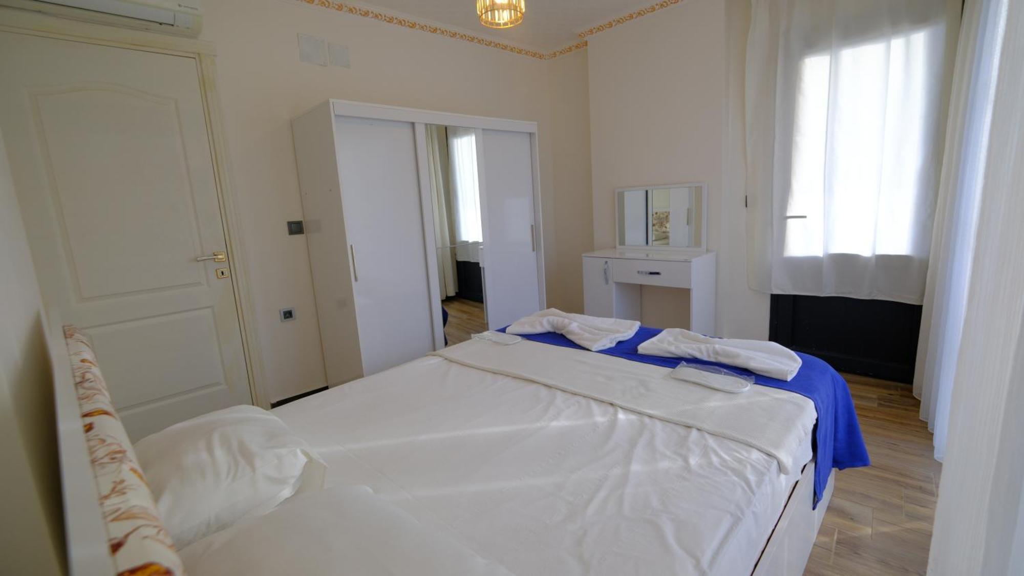 Elada Luxury Otel Arsuz Екстериор снимка