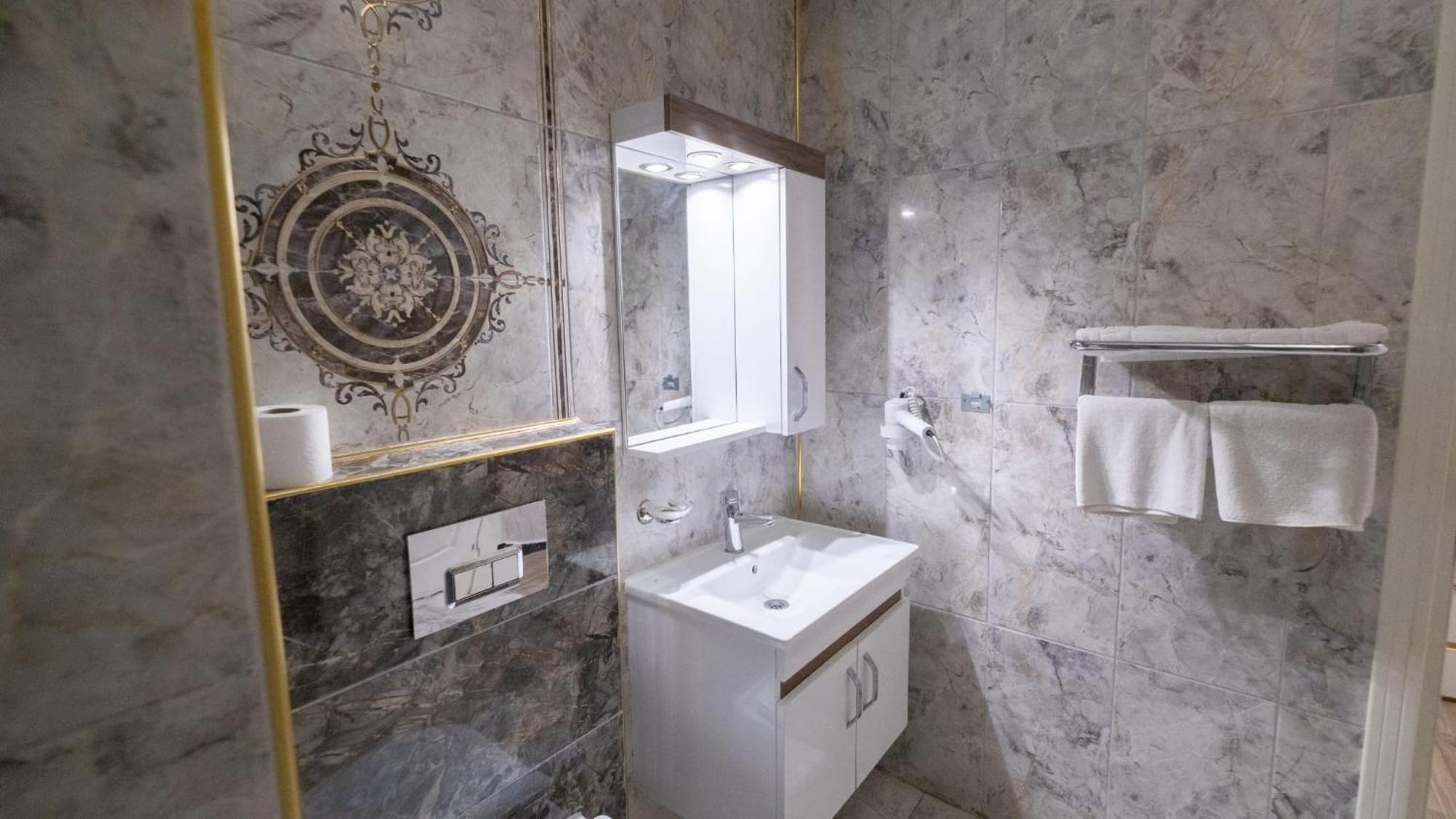 Elada Luxury Otel Arsuz Екстериор снимка