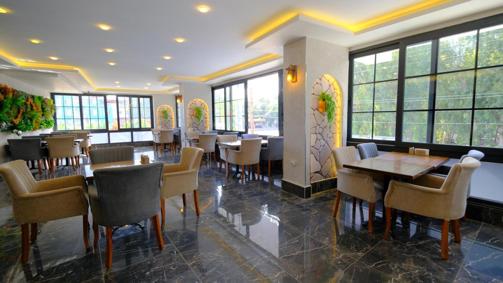 Elada Luxury Otel Arsuz Екстериор снимка