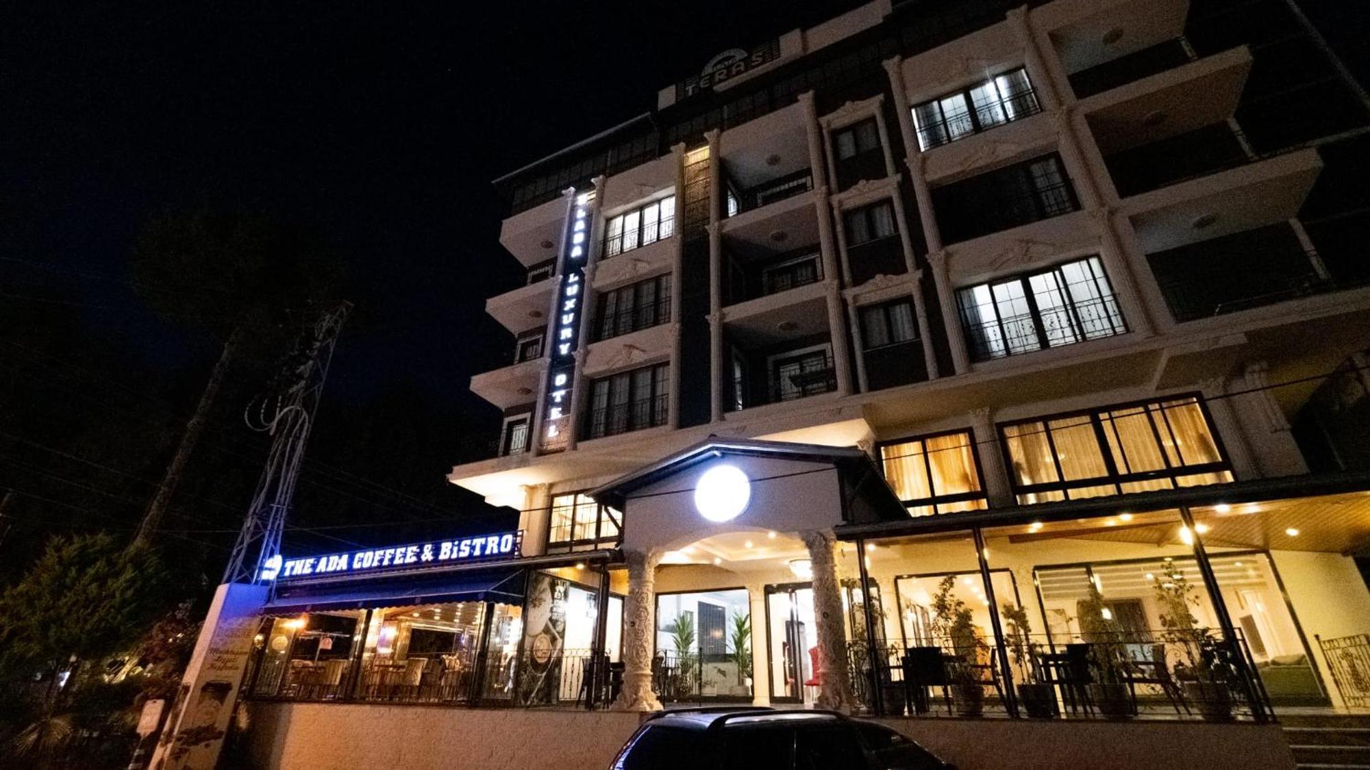 Elada Luxury Otel Arsuz Екстериор снимка
